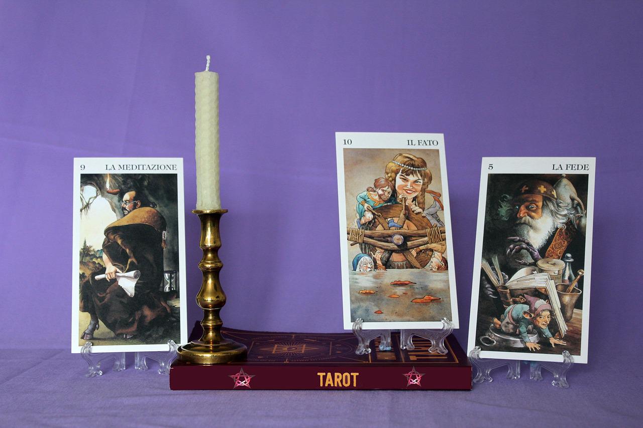 How To Use Tarot Cards For Meditation: A Simple Guide
